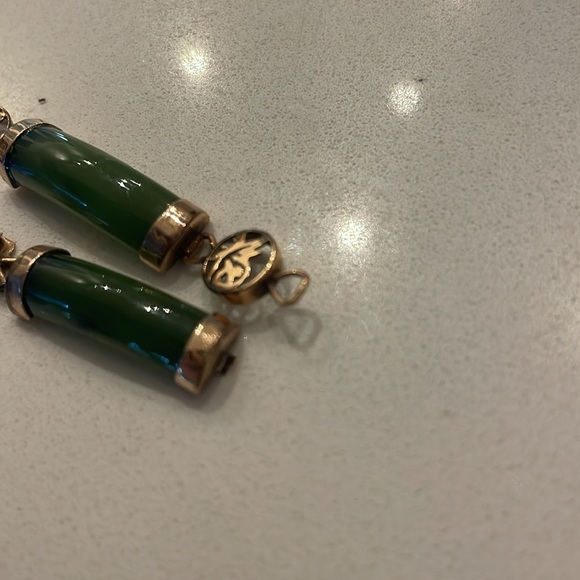 Genuine antique jade bracelet. From Vietnam and over 50 years old. 14ksolid gold - Picture 6 of 6